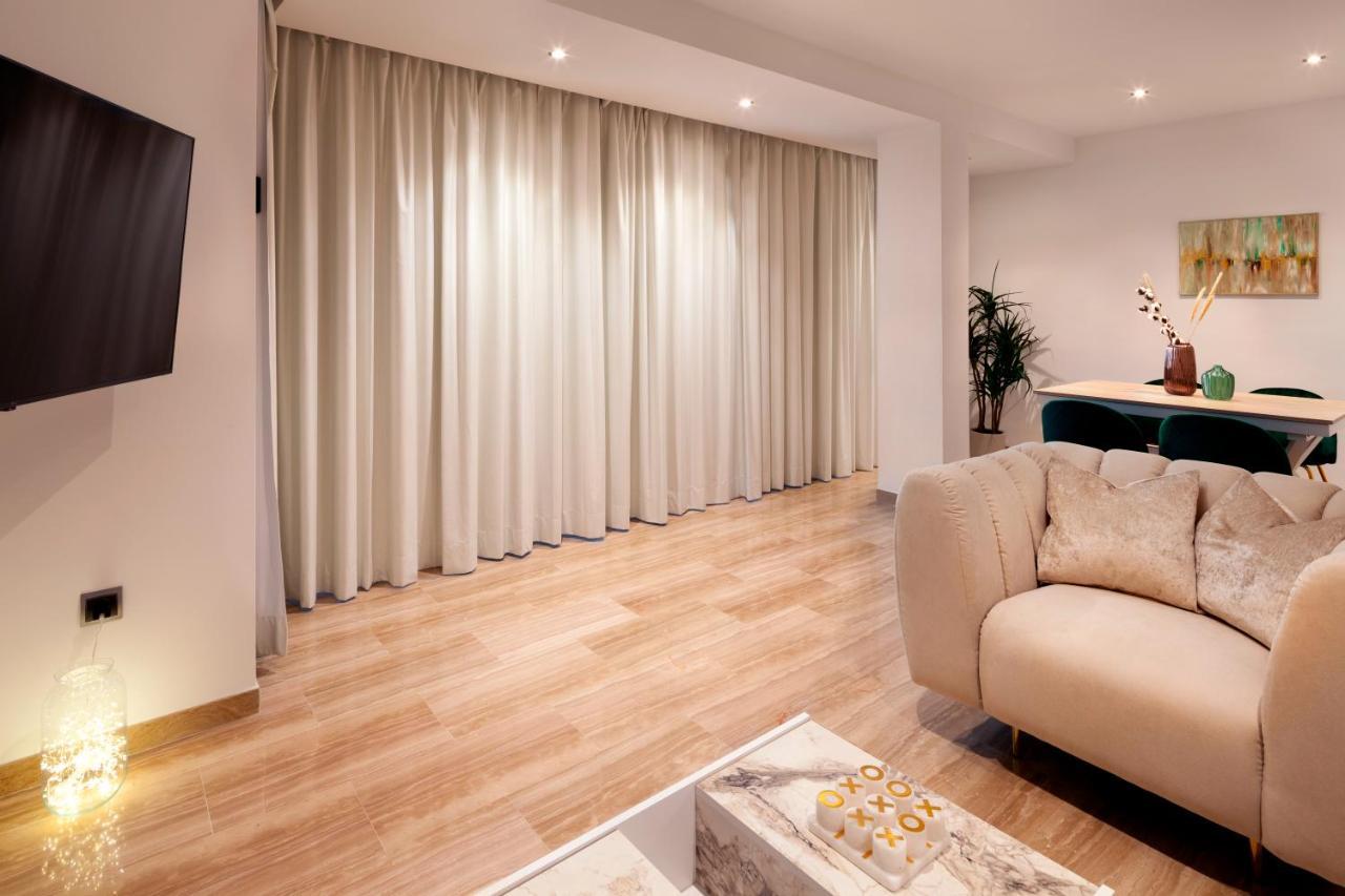 Inmalaga Uncibay Square 2 Apartment Exterior foto